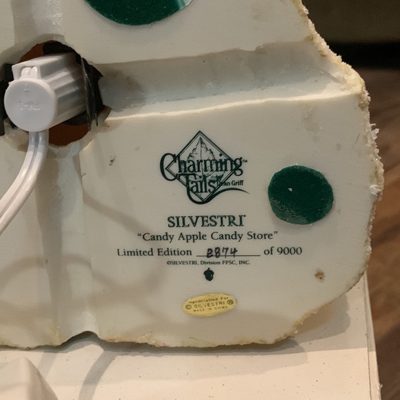 Charming tails, candy apple candy store - Picture 7 of 9